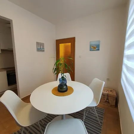 Appartamento Luciana & Helena Pola