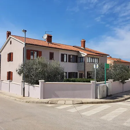 Luciana & Helena 아파트