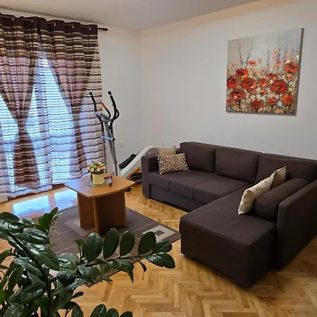 Luciana & Helena * Pula