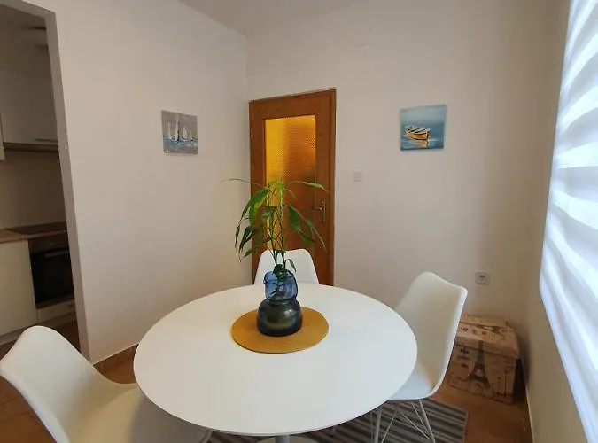 Apartment Luciana & Helena Pula