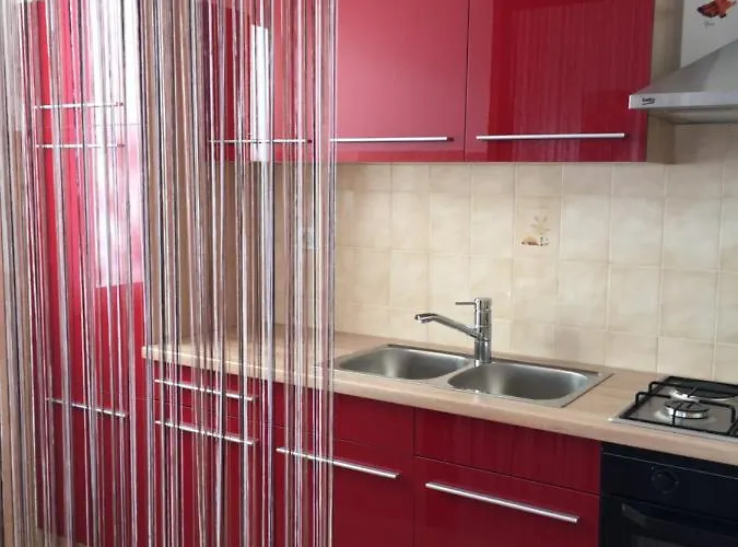 Luciana & Helena Apartment *