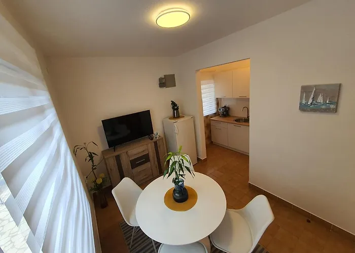 Luciana & Helena Apartment *