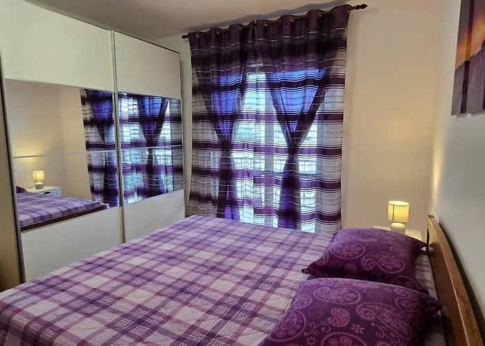 Luciana & Helena Apartment Pula