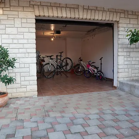 Apartament Luciana & Helena Pula